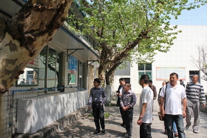 華潤高級中學(xué)地址在哪里？